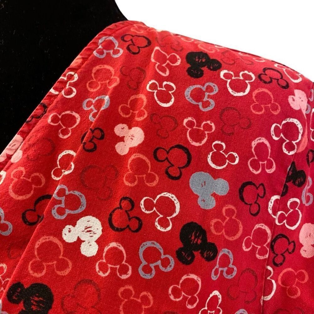The Wonderful World of Disney Mickey Mouse Scrub Top‎ Sz M - Picture 5 of 13